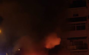 El CPB extingue un incendio de varios vehículos en Vélez-Málaga