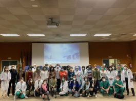 Profesionales del área Quirúrgica del Hospital Virgen de la Victoria entrenan sus capacidades con simulación robótica de última generación