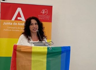 Andalucía reivindica la diversidad de las familias andaluzas en el Día del Orgullo LGTBI