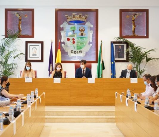La Junta informa a ayuntamientos del Guadalhorce de los 142 millones en ayudas para el autoconsumo renovable