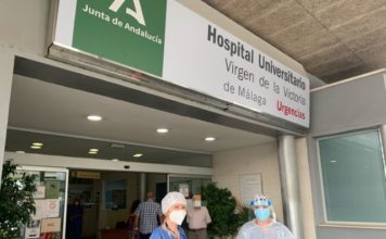 Alrededor de un centenar de pacientes reciben cada día atención urgente en el circuito respiratorio del Hospital Virgen de la Victoria