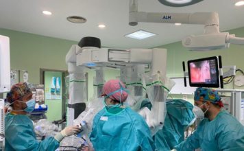 El Hospital Virgen de la Victoria interviene con éxito a más de un centenar de pacientes complejos de urología a través de Cirugía Robótica
