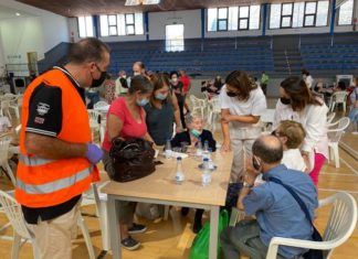 La Diputación contacta con los usuarios de ayuda a domicilio y mayores desalojados y colabora con 112 y Cruz Roja para atender a los desplazados