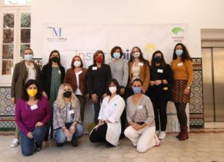 Expertas tecnólogas y científicas inspiran a medio centenar de niñas malagueñas