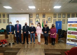 Turismo refuerza la oferta de los pueblos de la Axarquía malagueña con la creación de una app para diseñar rutas inteligentes y personalizadas