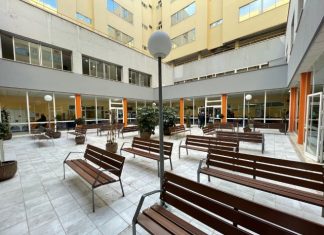 El Hospital Virgen de la Victoria acondiciona un nuevo espacio para mejorar la atención en consultas externas