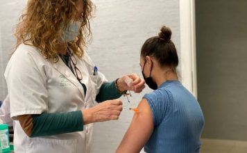 El Distrito Sanitario Málaga- Guadalhorce abre agendas de vacunación COVID en horario de tarde