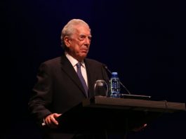 Salado afirma que Escribidores nace con la ambición de consolidarse como una cita ineludible en la agenda cultural internacional a la altura de los grandes festivales literarios