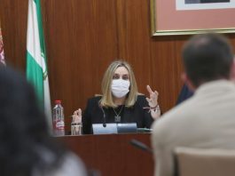 La A-92 mejorará su visibilidad con la renovación de los captafaros en sus cerca de 550 kilómetros