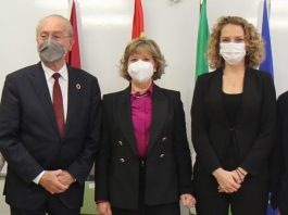 Educación inaugura la nueva sede de la Sección de Educación Permanente Cruz de Humilladero