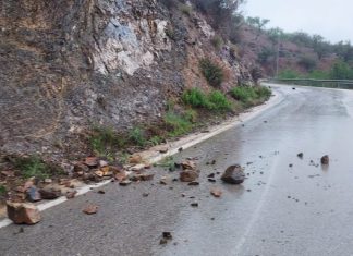 La Diputación trabaja en el arreglo de desprendimientos en las carreteras provinciales de la Serranía de Ronda, Guadalhorce y Axarquía por las fuertes lluvias