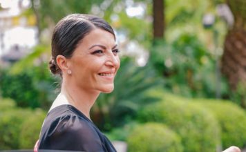 VOX registra sus candidaturas para las elecciones de Andalucía con Macarena Olona a la cabeza para presidir la Junta