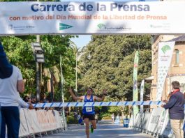 Más de 800 corredores reivindican en Málaga la libertad de prensa