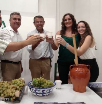 Almáchar vuelve a celebrar su Fiesta del Ajoblanco, en la que espera 15.000 visitantes
