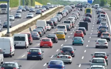 En el auto de papá, nos iremos a pasear.
