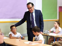 El delegado de Desarrollo Educativo inaugura el curso en el CEIP Virgen de Belén de la capital