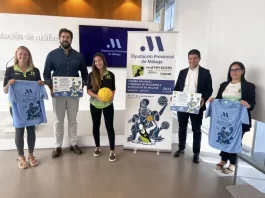 Un total de 120 jugadoras de ocho equipos participan en el III Torneo Nacional de Waterpolo Diputación de Málaga