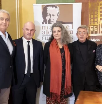 Ángeles Caso destapa “la mirada miope” de la historia hacia la mujer