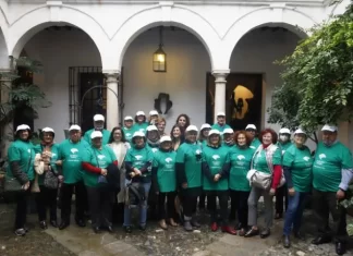 Cerca de 700 mayores de Málaga han participado en las rutas culturales de la Fundación Unicaja y la Fundación Juan Cruzado