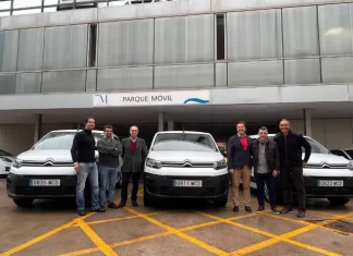 La Diputación incorpora 50 vehículos eléctricos e híbridos autorrecargables a su flota del parque móvil