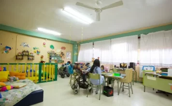 Educación invierte más de 207.000 euros en equipamiento para estudiantes con necesidades especiales en Málaga