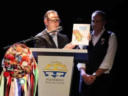 La Diputación lanza un nuevo libro que incluye los pregones y los carteles del Concurso Tradicional de Verdiales de Benagalbón de sus veintisiete ediciones