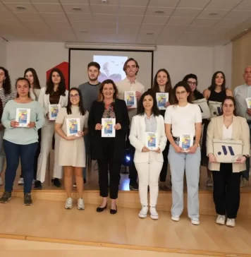 La Diputación presenta la segunda edición de ‘Escríbeme Málaga’ con 36 relatos de jóvenes de la provincia
