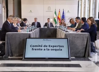 Moreno adelanta que Andalucía movilizará otros 163 millones con un tercer Decreto de Sequía y pide al Gobierno una política del agua