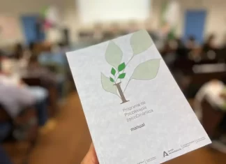 El Hospital Clínico de Málaga presenta el primer manual práctico de Terapia Psicodinámica que permite al paciente conocer su enfermedad