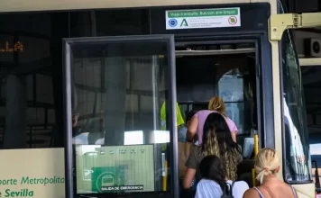 La bonificación del 60% en el transporte público de Andalucía se prorrogará hasta final de año