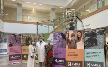 El Hospital Clínico de Málaga acoge una exposición para visibilizar la Miastenia