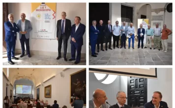 El MAE participa en la exposición ‘Luz y microscopía’, en pleno Centro Histórico de Málaga