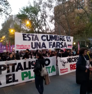 Terroristas y jóvenes por el clima
