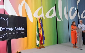 La delegada de Turismo presenta el Festival ‘Embrujo Andalusí’ de Carratraca