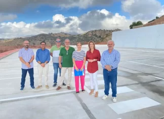 La Diputación invierte 746.407 euros en el nuevo aparcamiento al aire libre de Almogía y en el refuerzo de firme de travesías urbanas