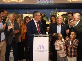 La Diputación inaugura la Navidad con actividades para todos los públicos y el tradicional Belén y alumbrado de su sede