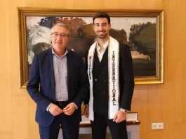 Francisco Salado recibe al malagueño José Calle, Míster Internacional 2023