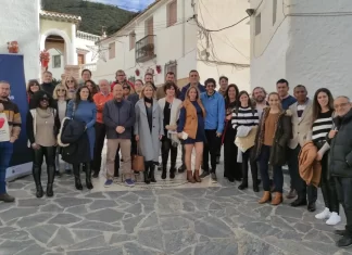Cinco empresas y cuatro ayuntamientos de la Axarquía forman a nueve participantes del proyecto Metapueblos de la Diputación Cinco empresas y cuatro ayuntamientos de la Axarquía forman a nueve participantes del proyecto Metapueblos de la Diputación