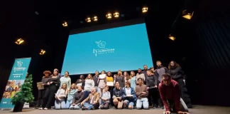 Un centenar de menores tutelados por la Junta de Andalucía reciben juguetes y ordenadores gracias a la Fundación Ly Company Agua y Vida