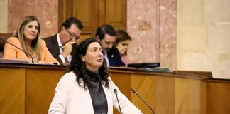El Parlamento da vía libre a la prestación de 5.000 € a menores huérfanos por violencia de género