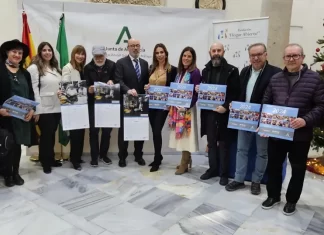 La Junta y Hogar Abierto presentan el calendario de la entidad para la difusión del acogimiento familiar