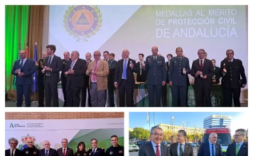 El Consorcio Provincial de Bomberos, distinguido con la Medalla al Mérito de Protección Civil de Andalucía por sus 15 años de servicio
