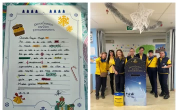 Correos recoge las cartas para los Reyes Magos en el Hospital Materno-Infantil de Málaga