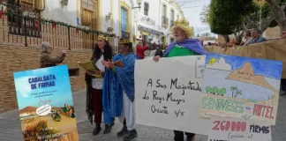 Cabalgata de firmas contra el nuevo Algarrobico por Moisés S. Palmero Aranda, Educador ambiental