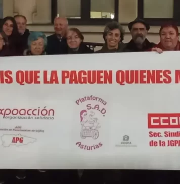 Más recortes, menos escudo Más recortes, menos escudo por Eduardo Madroñal Pedraza