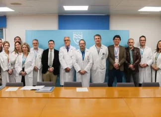 Las unidades de Reumatología y de Cirugía General del Hospital Regional Universitario de Málaga reciben la certificación de calidad