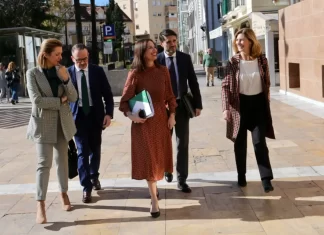 Rocío Díaz anima a los ayuntamientos a acogerse a las ayudas de la Junta para construir viviendas