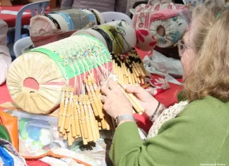 Más de 300 personas se dieron cita en el II Encuentro de Encaje de Bolillos de Cártama