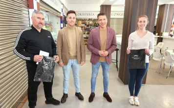 El Ayuntamiento de Torrox completa con dos adjudicaciones los puestos del Mercado Municipal