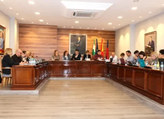 Torrox roza los 22.000 habitantes coincidiendo con la entrada en vigor del presupuesto